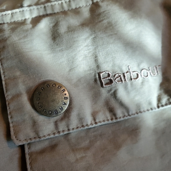 Barbour Men's Casual Gamefair Jacket with Tartan Lining. LG. #222 - Picture 10 of 15